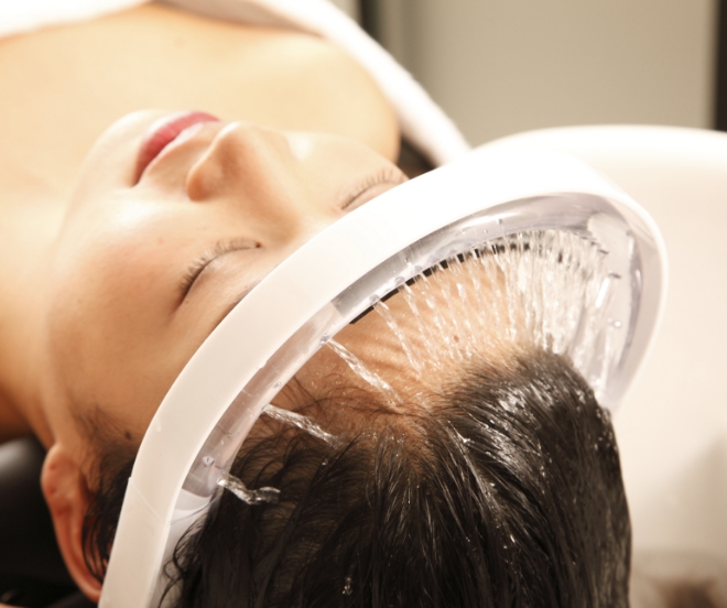 ヘッドスパと水素吸入を同時に受けられる贅沢な80分コース