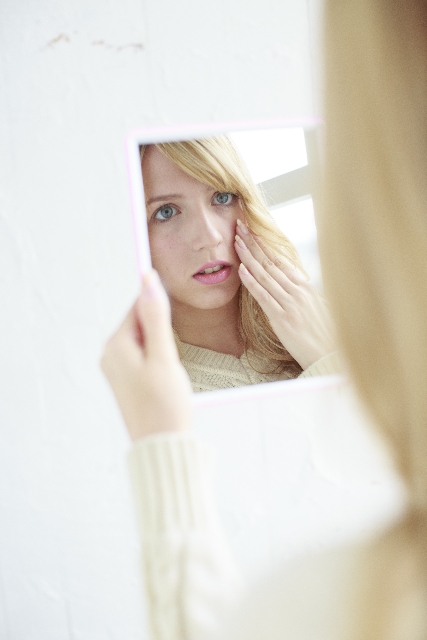 知っておきたい頭の筋膜、顔のたるみまで影響します！？