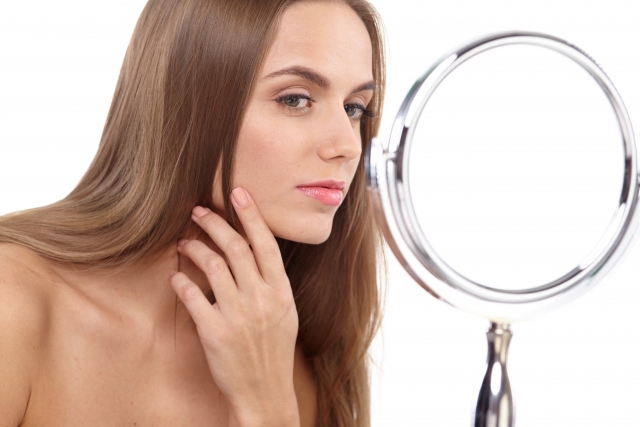 頭皮を保湿すると、、抜け毛と顔のシワを予防改善できます